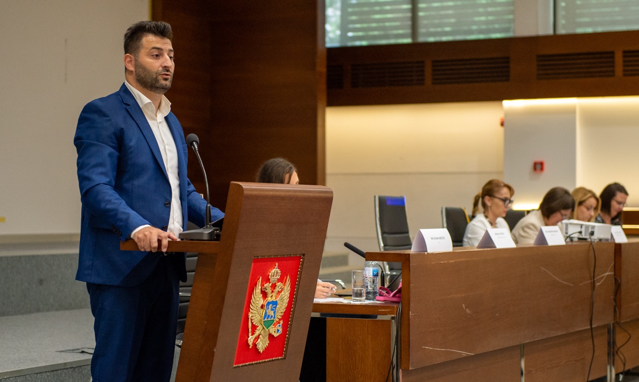 Meeting with census commissions 3